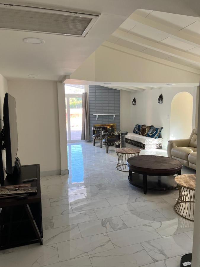 Moroccan Style Home With Swimming Pool Los Angeles Extérieur photo